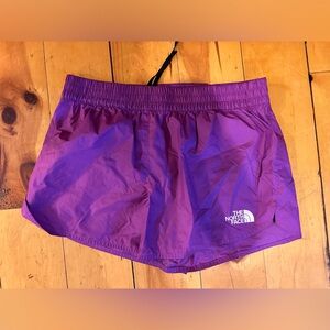 North face running shorts NEON PURPLE